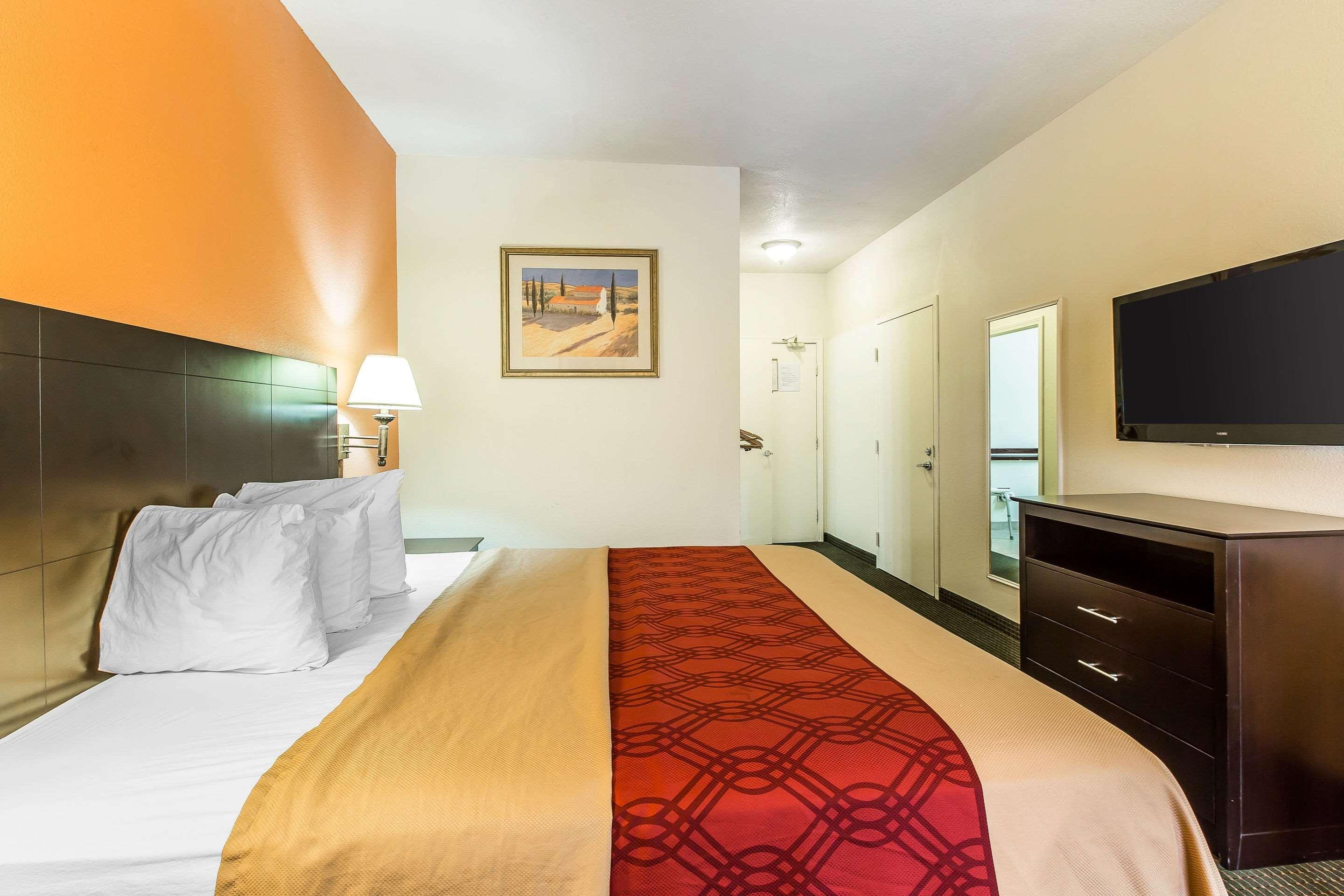 Quality Inn مولتري المظهر الخارجي الصورة