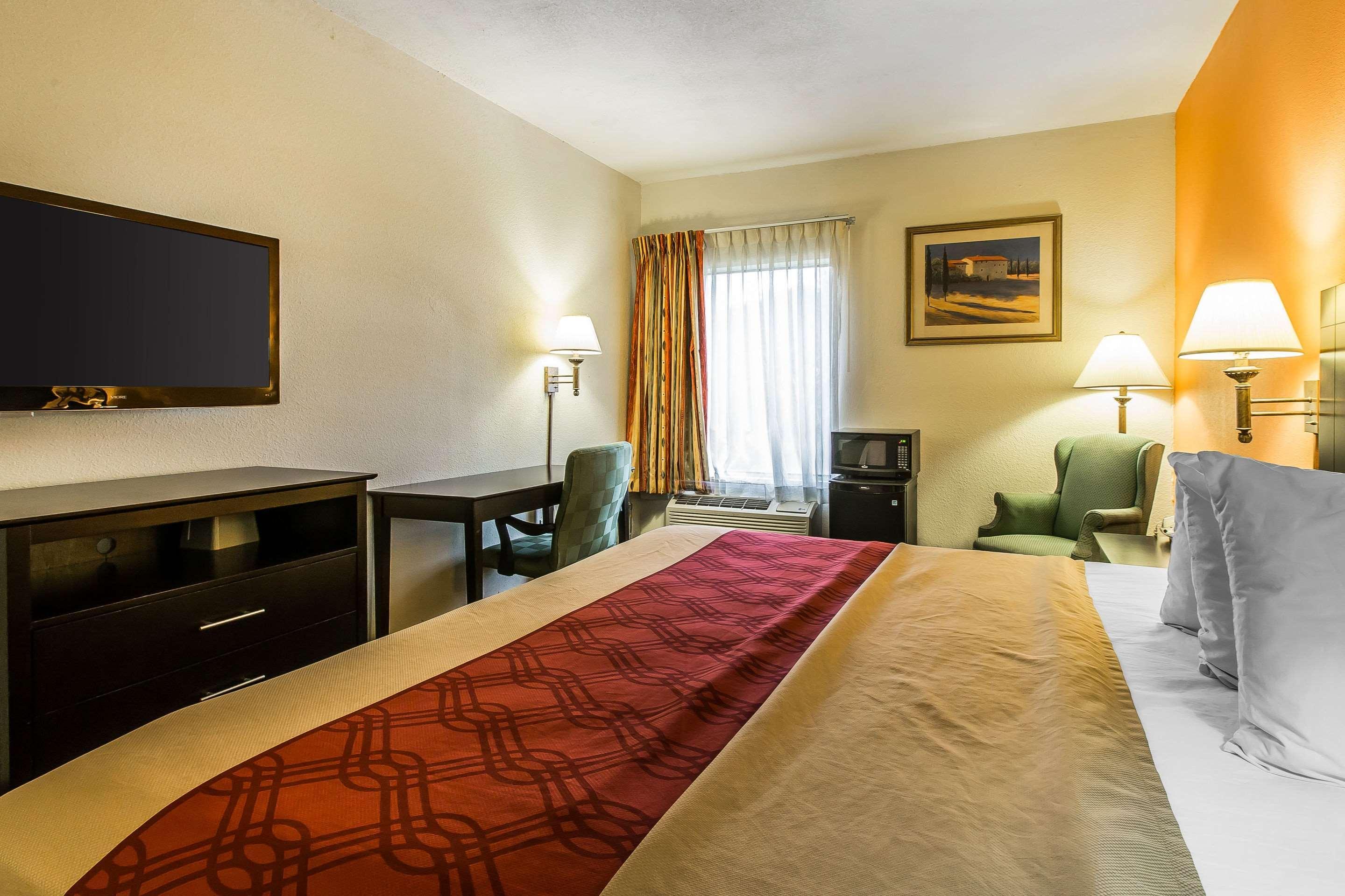 Quality Inn مولتري المظهر الخارجي الصورة