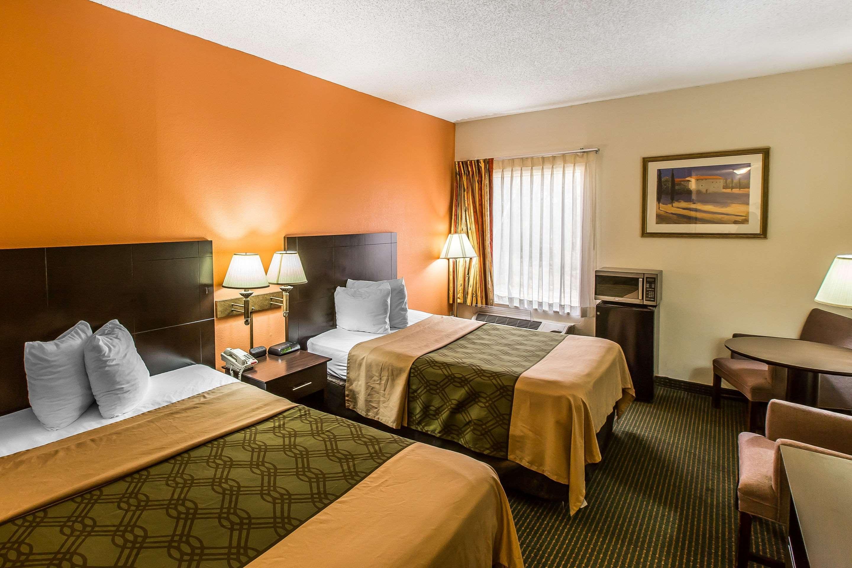 Quality Inn مولتري المظهر الخارجي الصورة