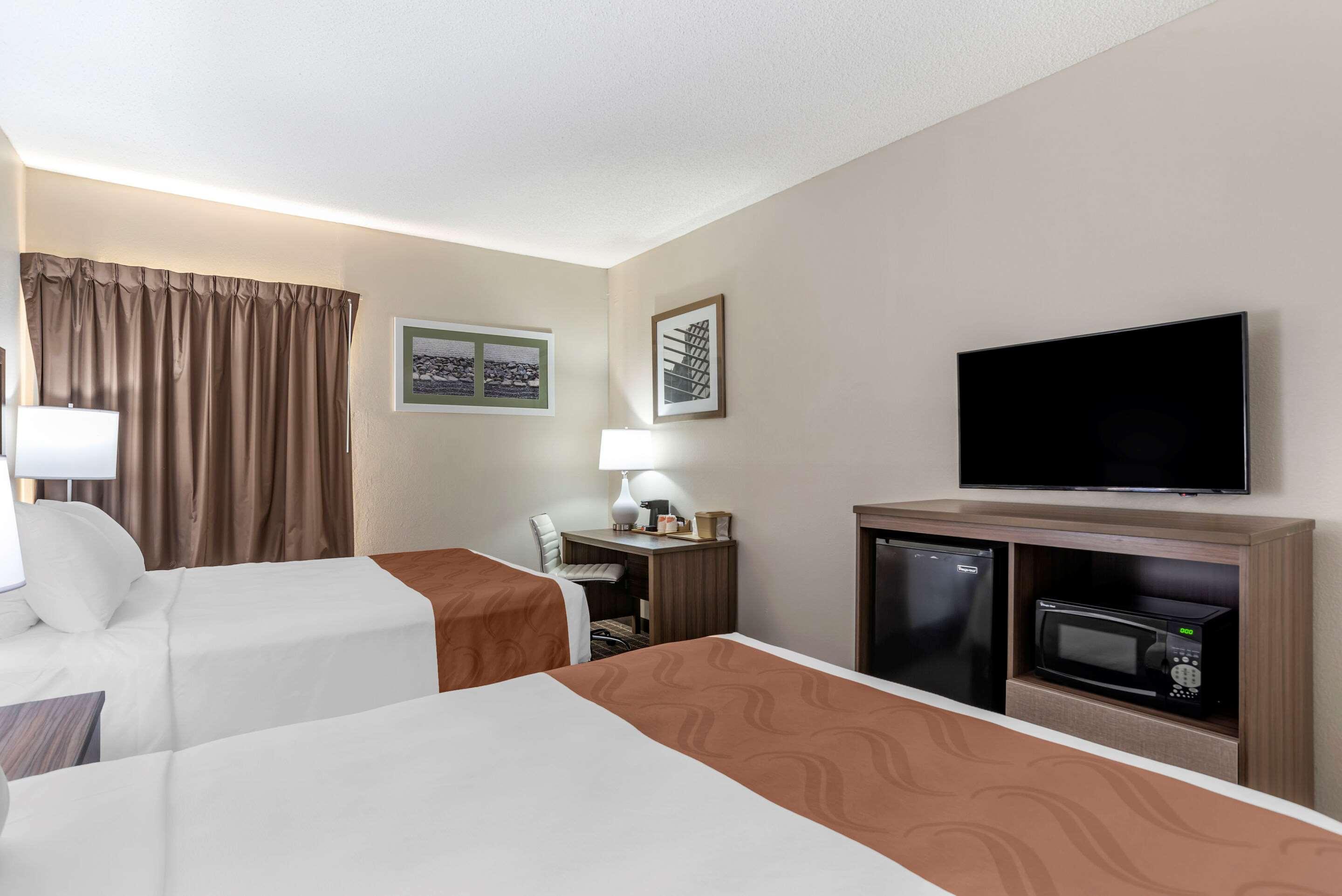 Quality Inn مولتري المظهر الخارجي الصورة